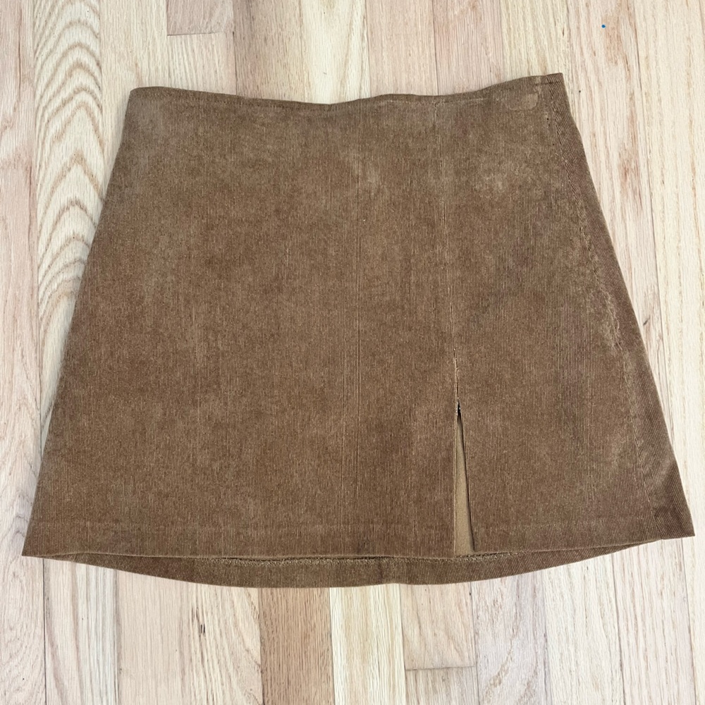 Adorable corduroy skirt